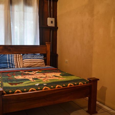 Hostel Rio Danta La Fortuna Extérieur photo