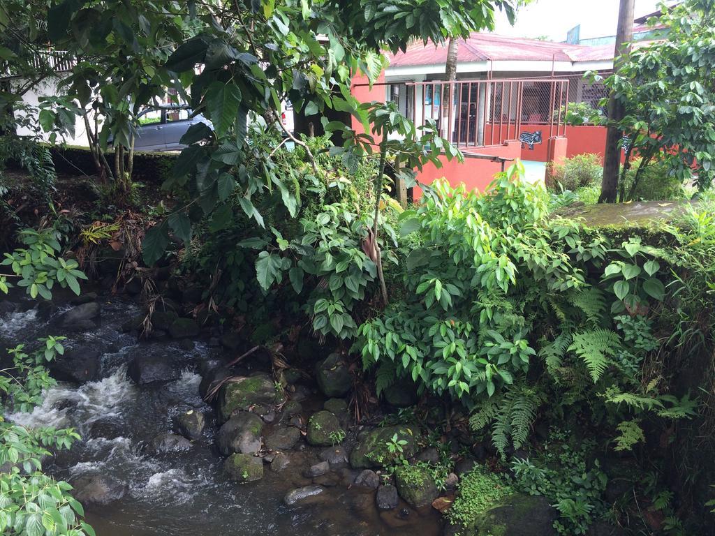 Hostel Rio Danta La Fortuna Extérieur photo